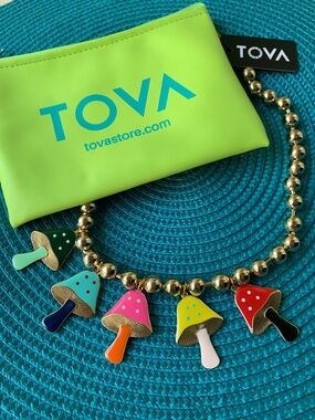 NWT TOVA GARDEN OF SHROOMS NECKLACE IN ANTIQUE GOLD
